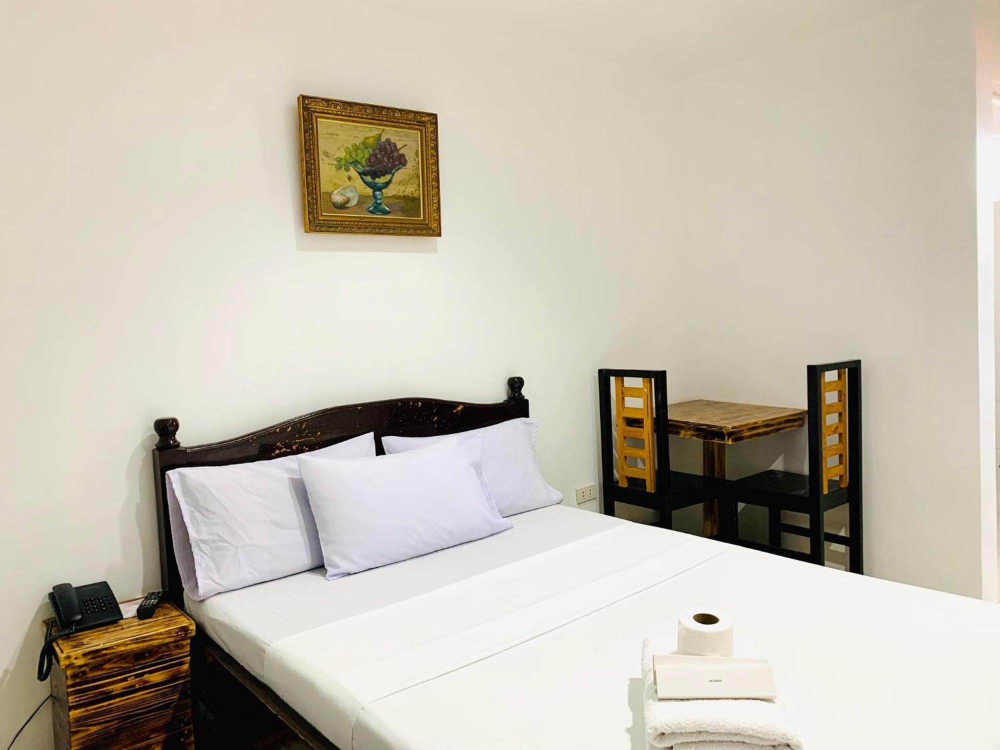 Crosswinds Hotel Paranaque City Exterior photo